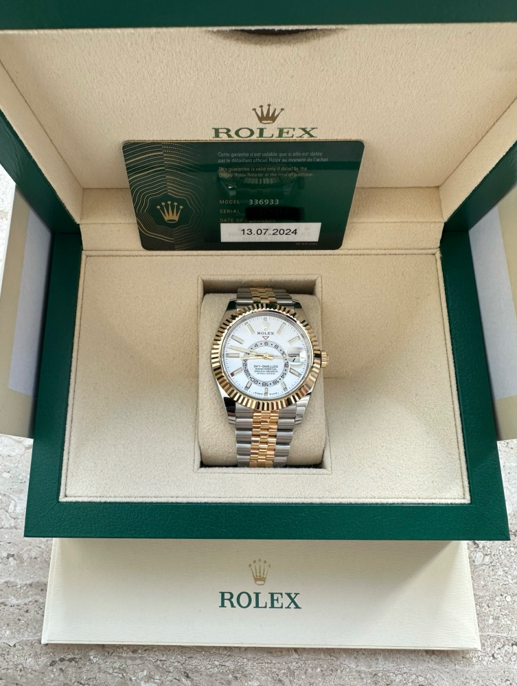 Часы Rolex SKY-DWELLER 42MM STEEL AND YELLOW GOLD 336933-0006