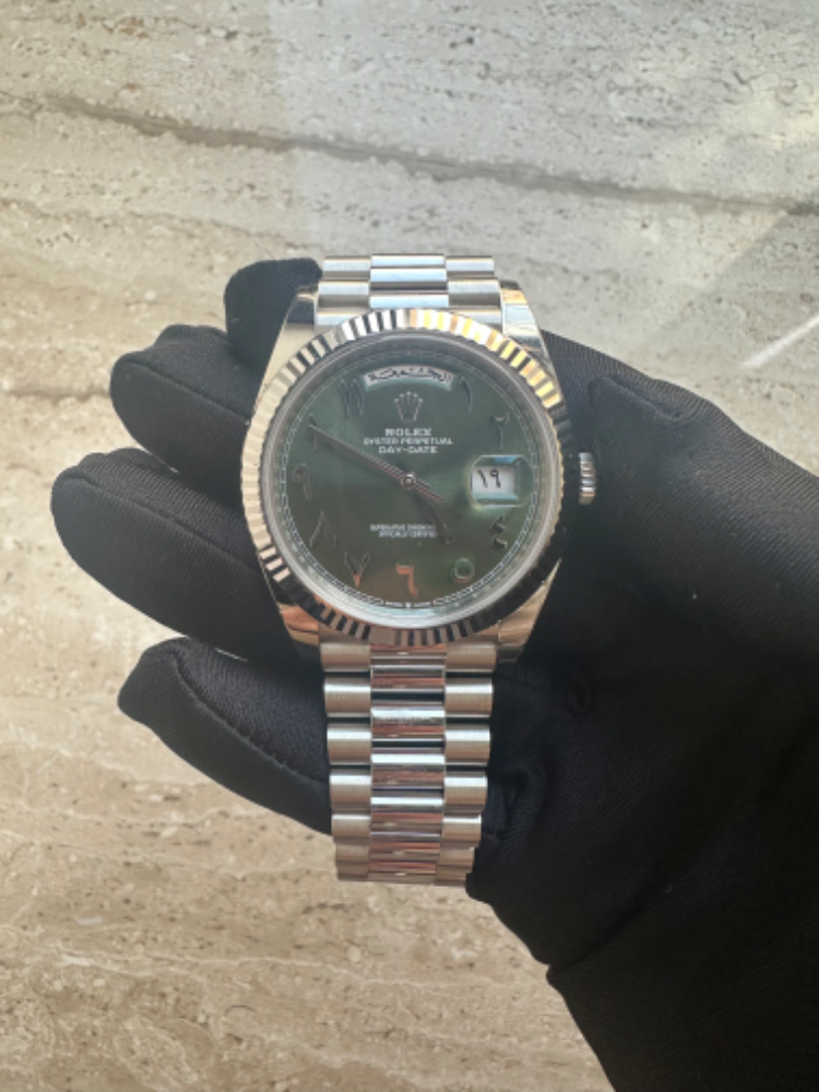 Часы Rolex DAY-DATE 40 MM PLATINUM 228236-0017