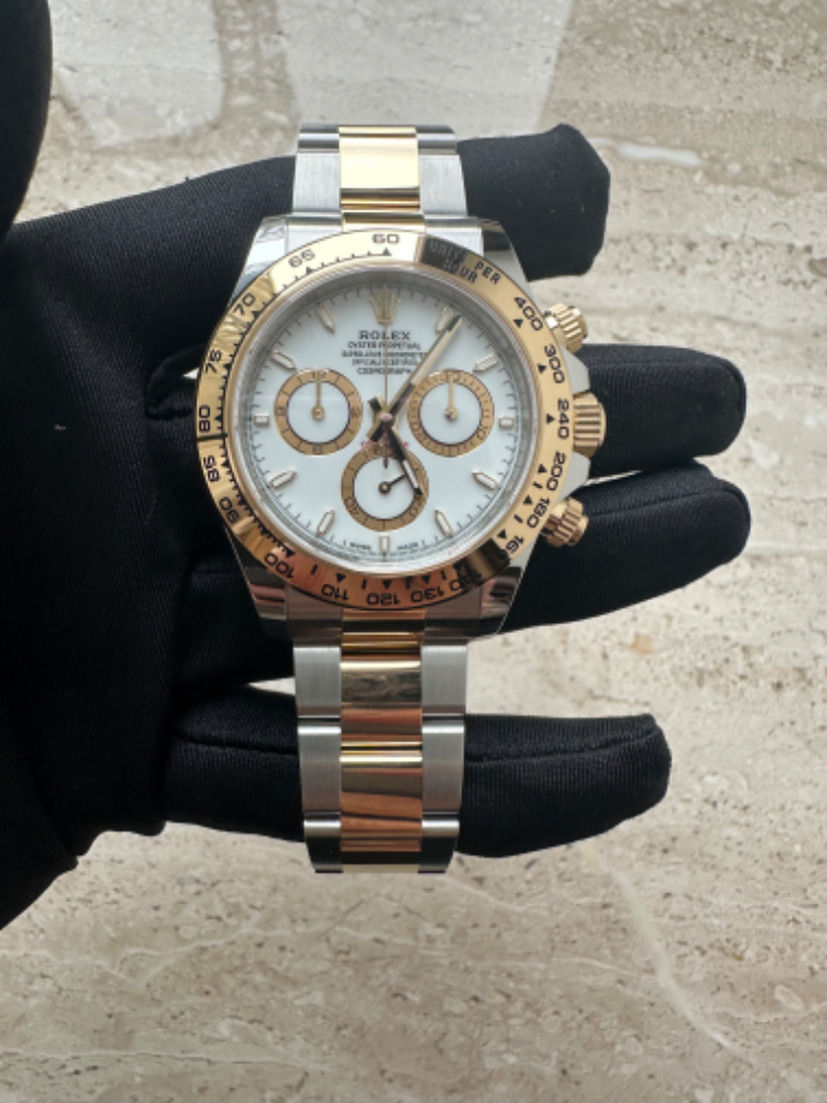 Часы Rolex DAYTONA COSMOGRAPH 40MM STEEL AND YELLOW GOLD 126503-0001