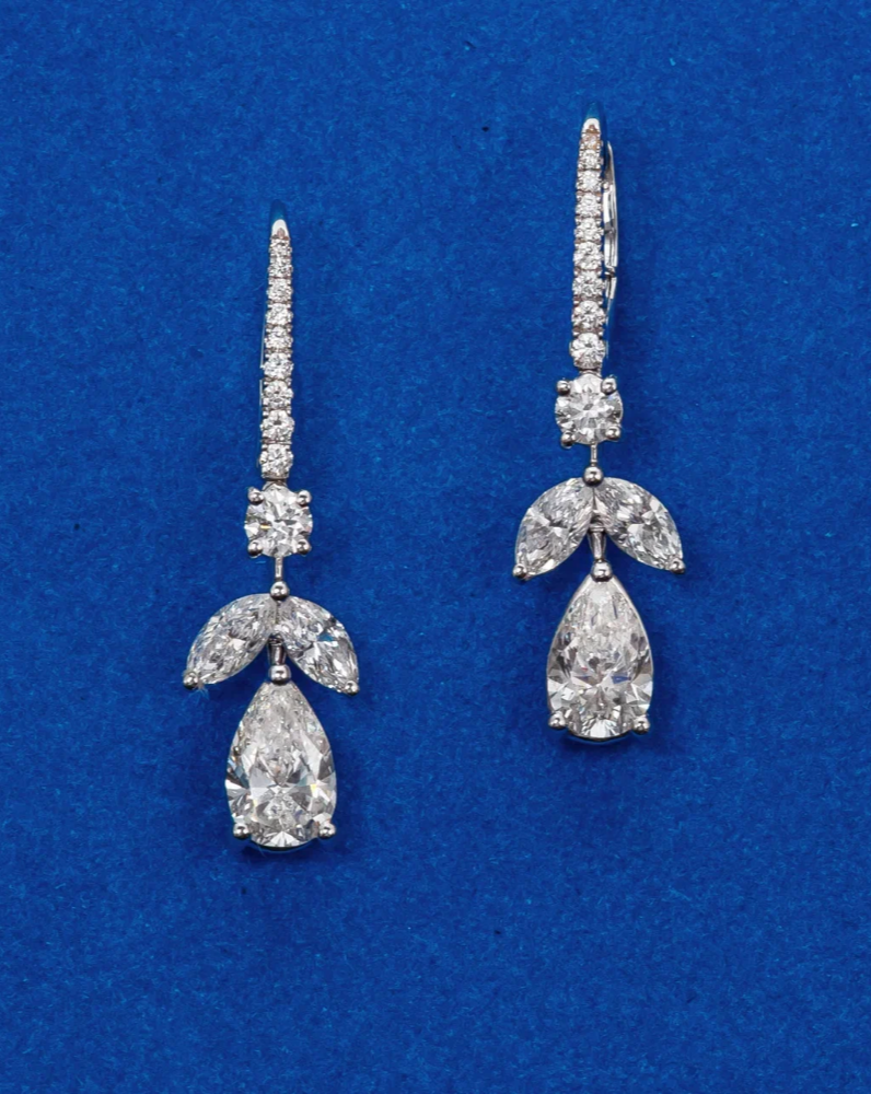 Серьги Graff FRENCH WIRES EARRINGS 1.01 CT F/IF - 1.00 CT F/VS1