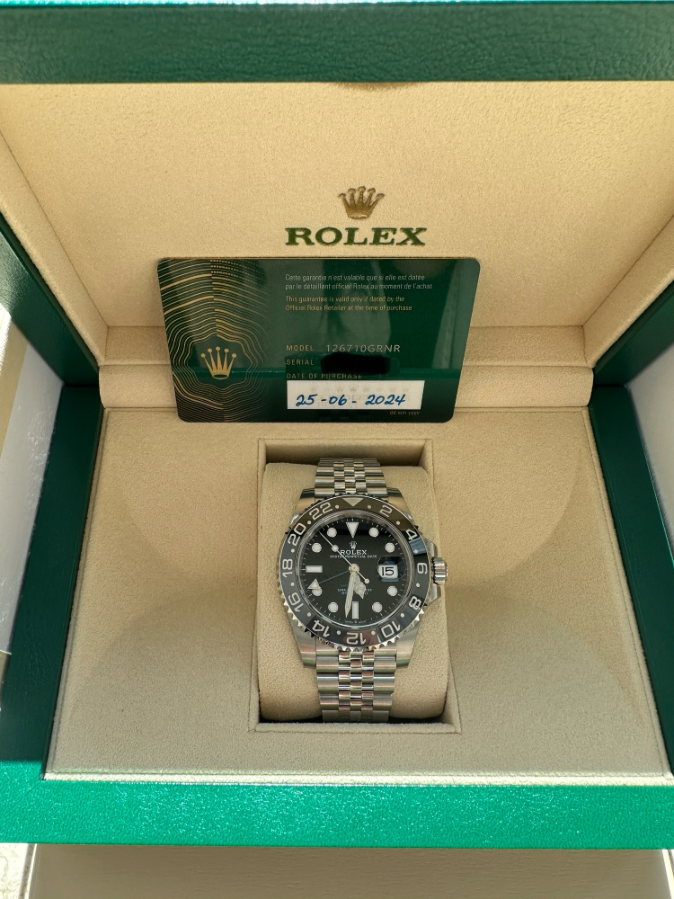 Часы Rolex GMT-Master II 126710GRNR