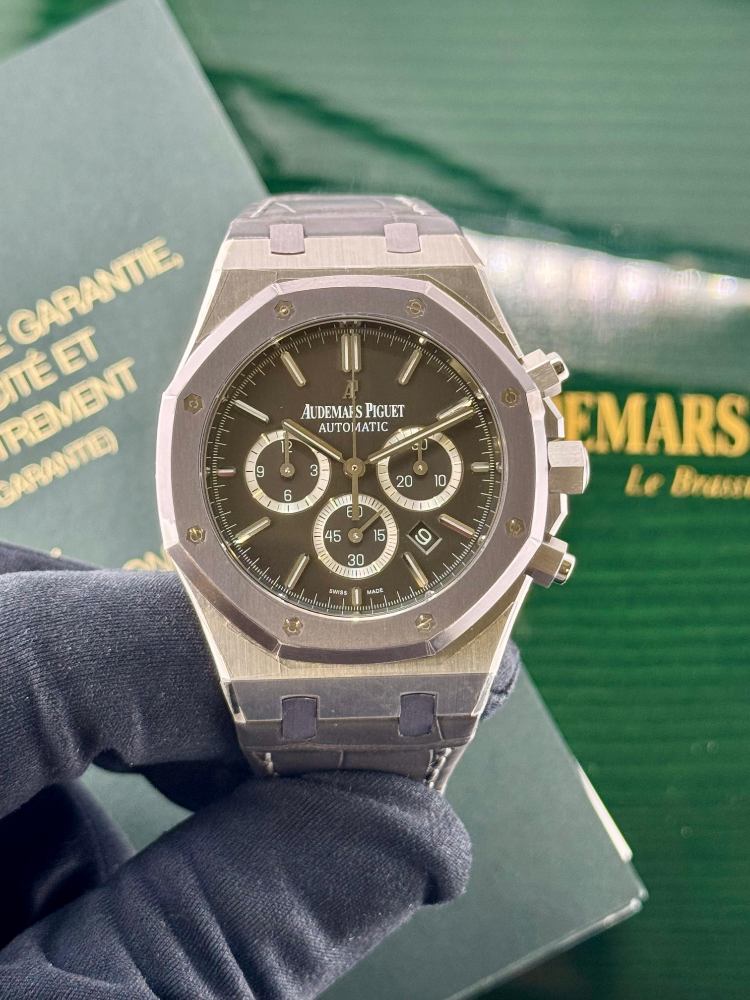 Часы AUDEMARS PIGUET ROYAL OAK LEO MESSI LIMITED EDITION CHRONOGRAPH 26325TS.OO.D005CR.01 (СПБ)