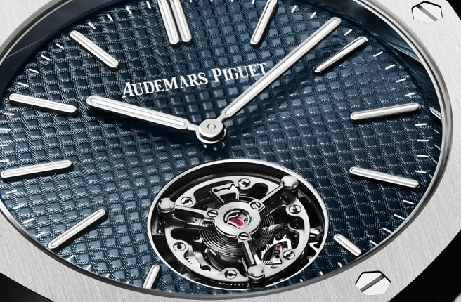 Часы AUDEMARS PIGUET ROYAL OAK УЛЬТРАТОНКИЕ «50-ЛЕТНИЙ ЮБИЛЕЙ» 26670ST.OO.1240ST.01